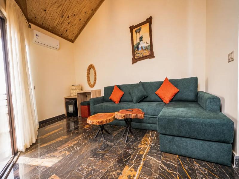 Hotel Paradise Kma image