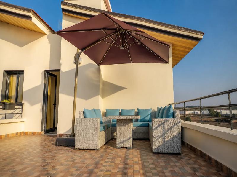 Hotel Paradise Kma image