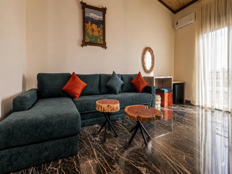 Hotel Paradise Kma image