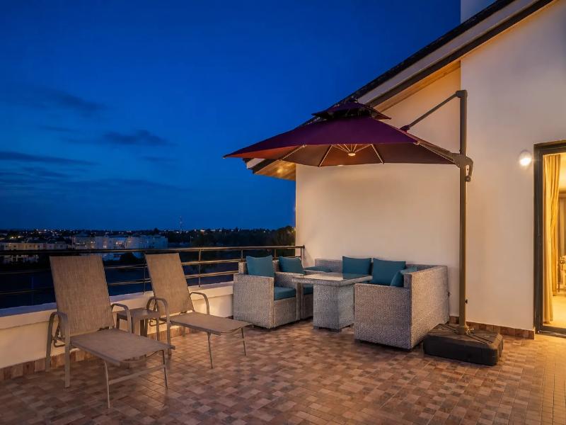Hotel Paradise Kma image