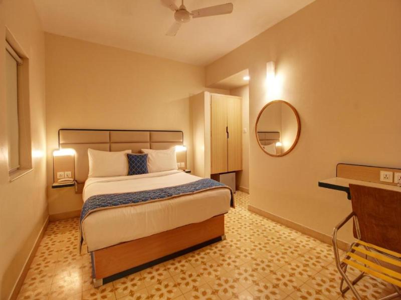 Hotel Vilmaris Breeze Calangute image