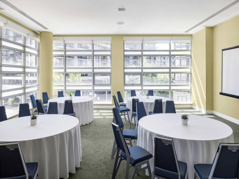 The Westin Wall Centre Vancouver Airport image