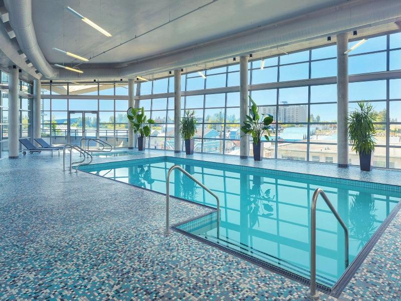 The Westin Wall Centre Vancouver Airport image
