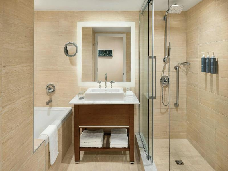 The Westin Wall Centre Vancouver Airport image