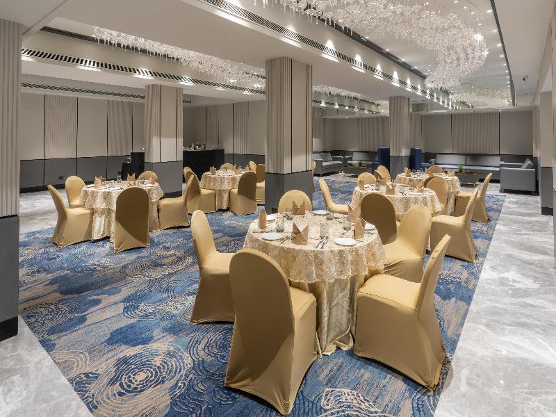 Park Inn By Radisson New Delhi Lajpat Nagar image