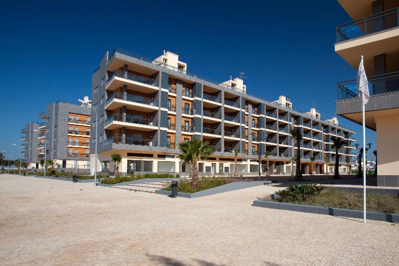 Real Marina Residence Apartments