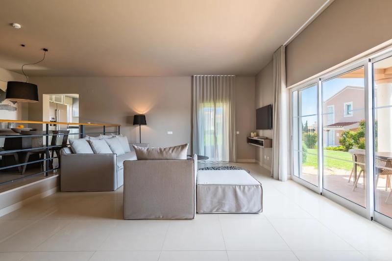 Vale da Lapa Village Resort image