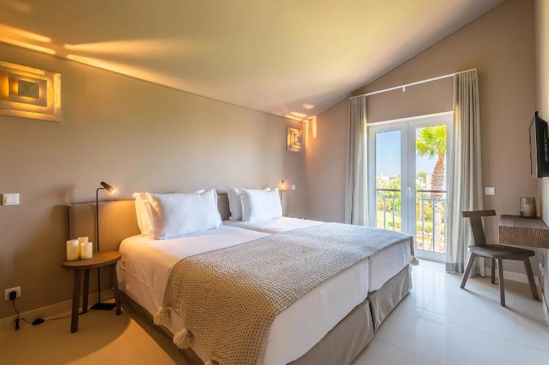 Vale da Lapa Village Resort image