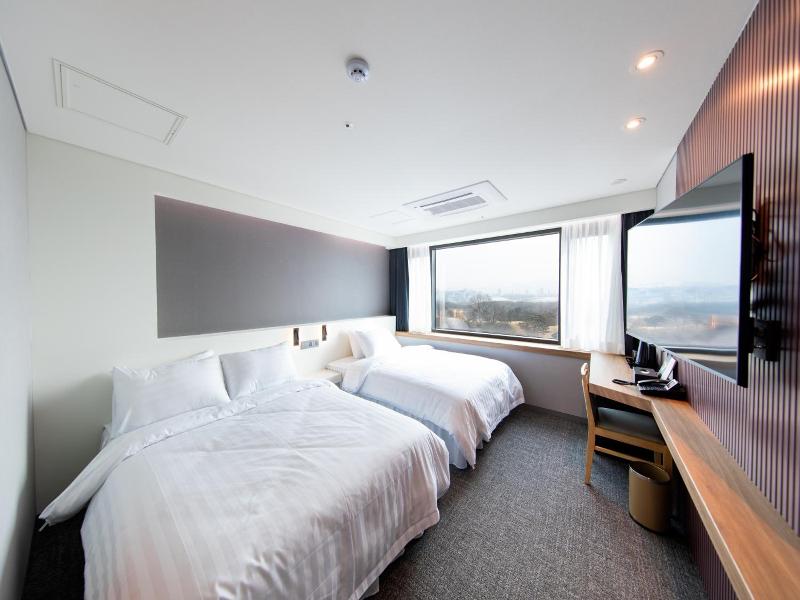 Seoul Olympic Parktel image