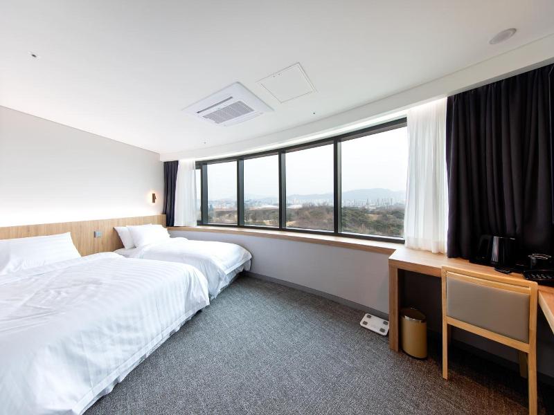 Seoul Olympic Parktel image