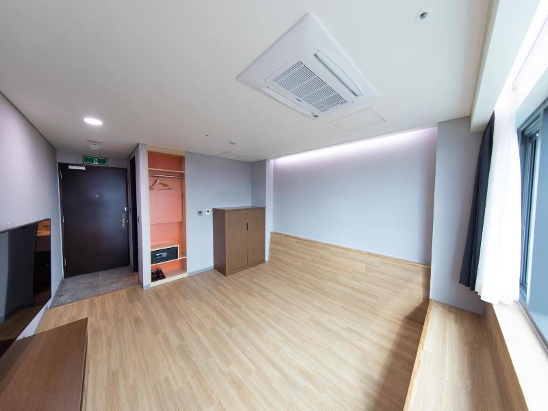 Seoul Olympic Parktel image