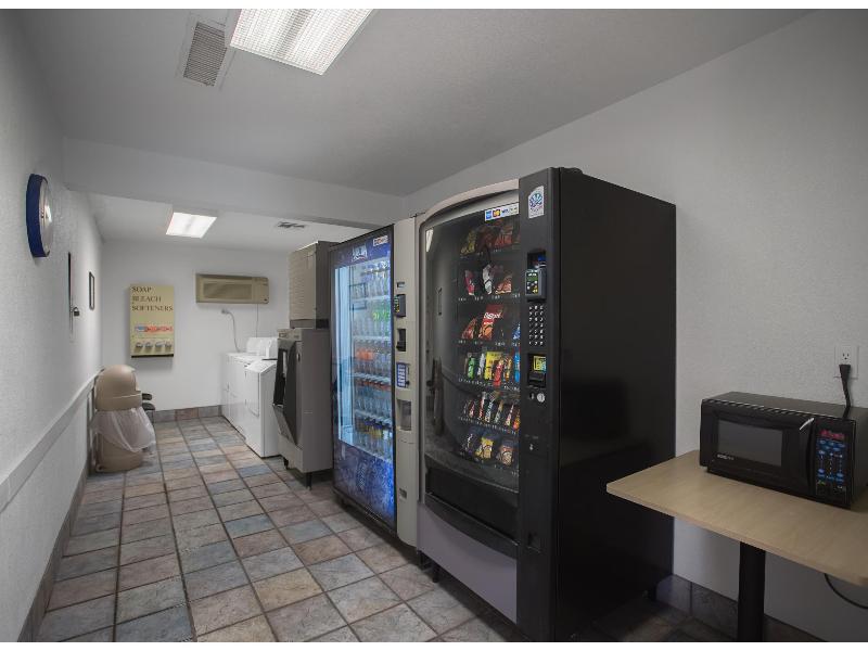 Motel 6 Kingman, AZ - Route 66 West GA