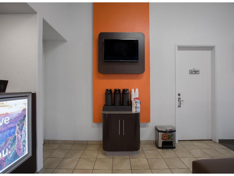 Motel 6 Kingman, AZ - Route 66 West GA