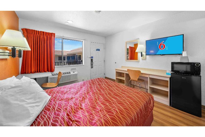 Motel 6 Big Bear Lake, CA image