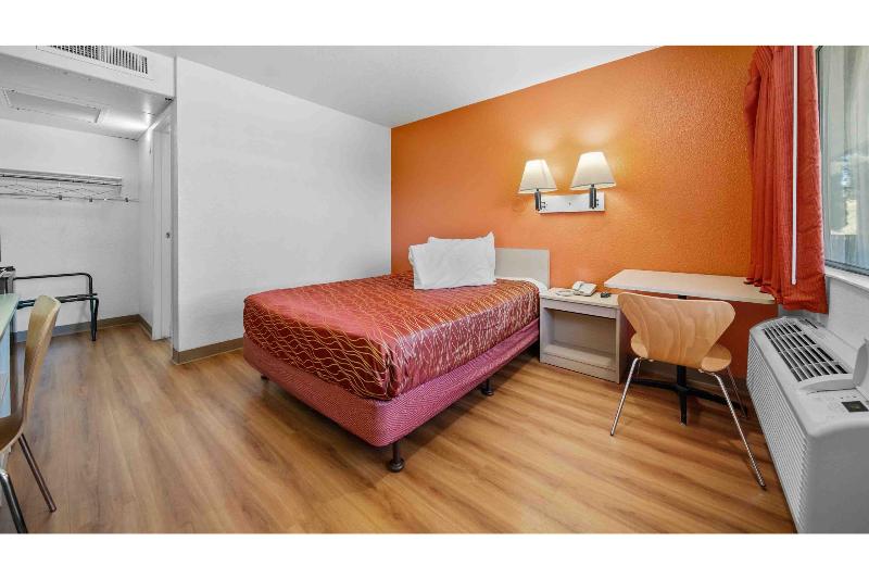 Motel 6 Big Bear Lake, CA image
