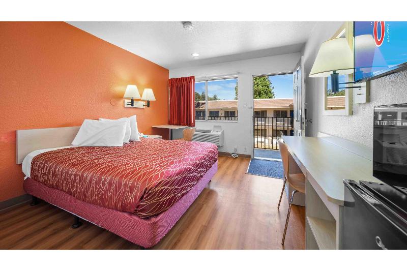 Motel 6 Big Bear Lake, CA image