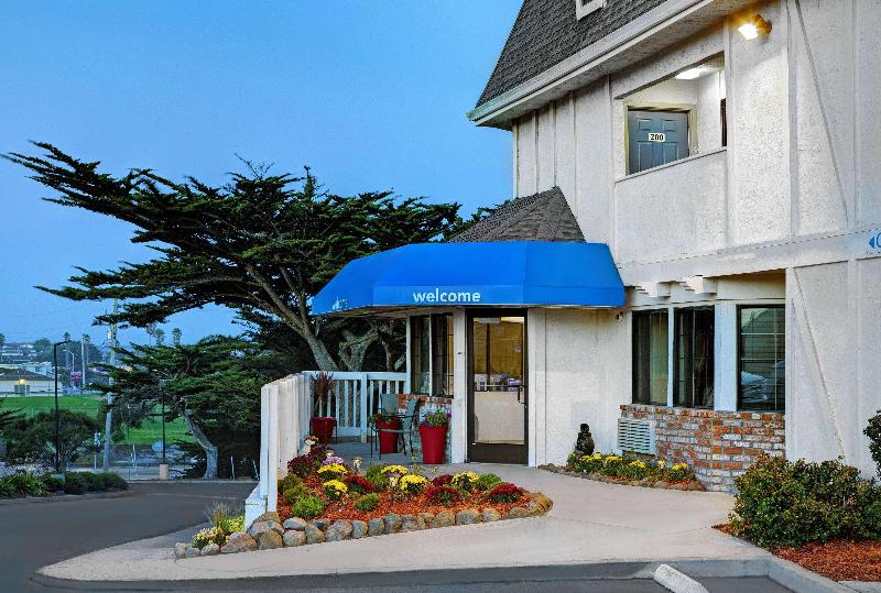 Motel 6 Monterey Marina