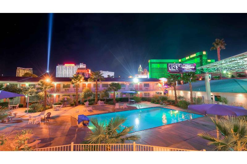 Studio 6 Suites Las Vegas, NV - Tropicana