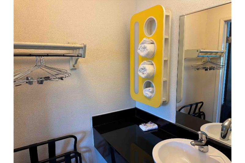 Studio 6 Suites Las Vegas, NV - Tropicana image