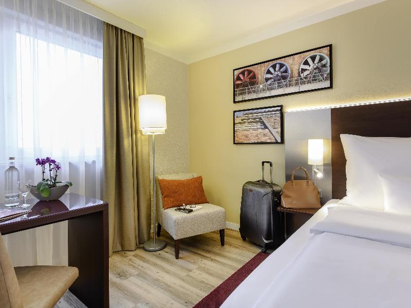 Mercure Hotel Duisburg City image