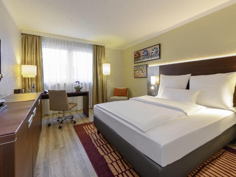 Mercure Hotel Duisburg City image