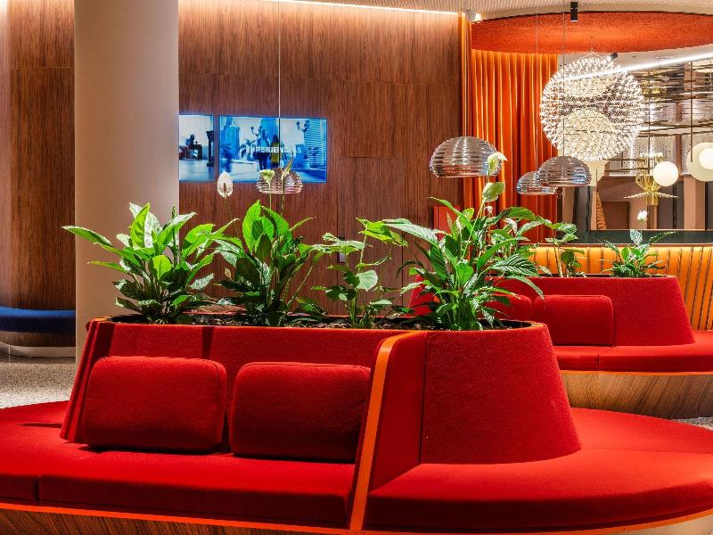 Novotel Madrid Feria and Airport image
