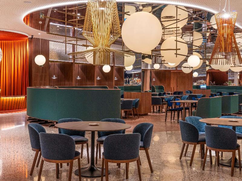 Novotel Madrid Feria and Airport image