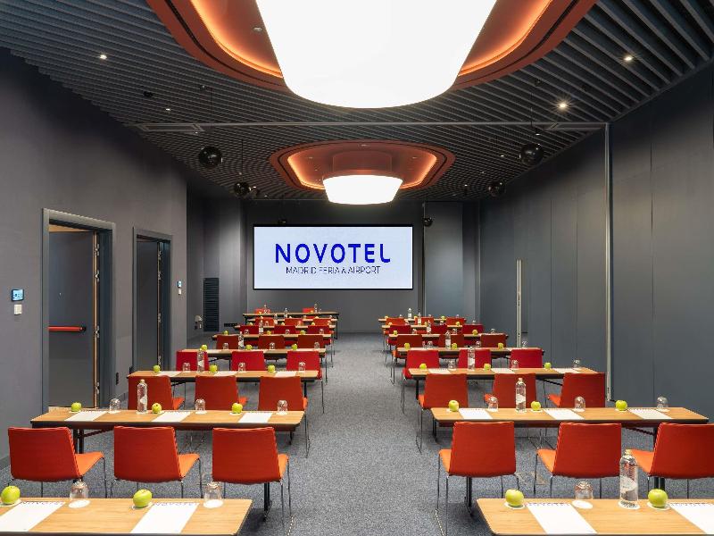 Novotel Madrid Feria and Airport image