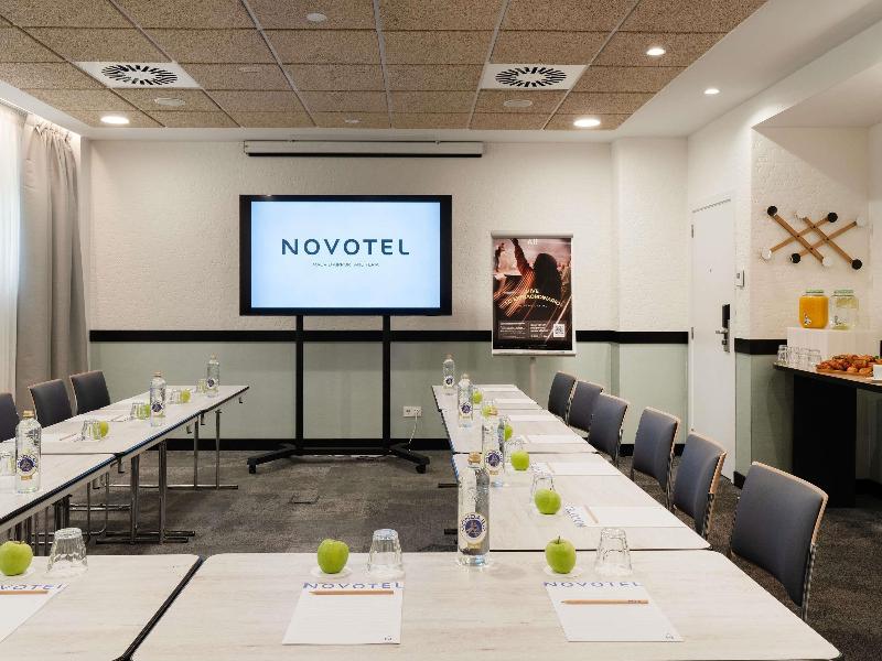 Novotel Madrid Feria and Airport image