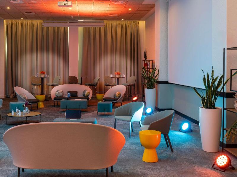 Novotel Madrid Feria and Airport image