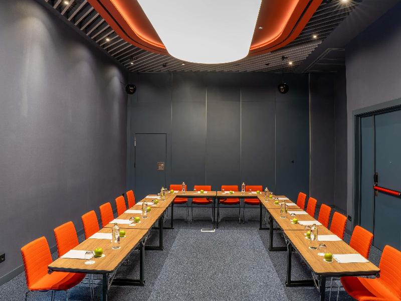 Novotel Madrid Feria and Airport image
