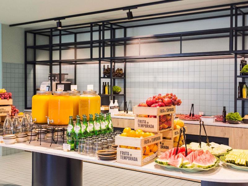 Novotel Madrid Feria and Airport image
