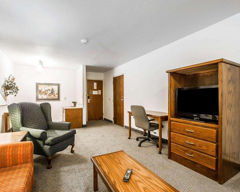 Quality Inn & Suites North image