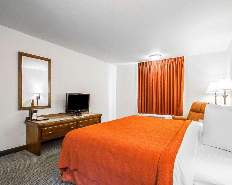 Quality Inn & Suites North image