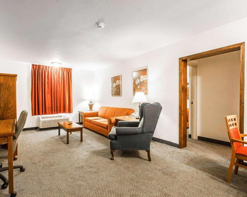 Quality Inn & Suites North image