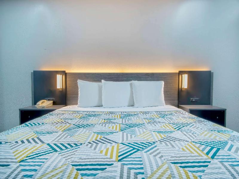 Rodeway Inn Texarkana Texas image