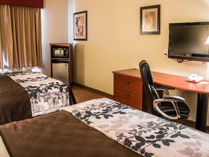 Sleep Inn & Suites at Six Flags image