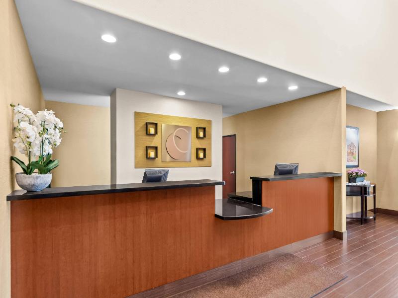 Comfort Suites San Antonio North - Stone Oak image
