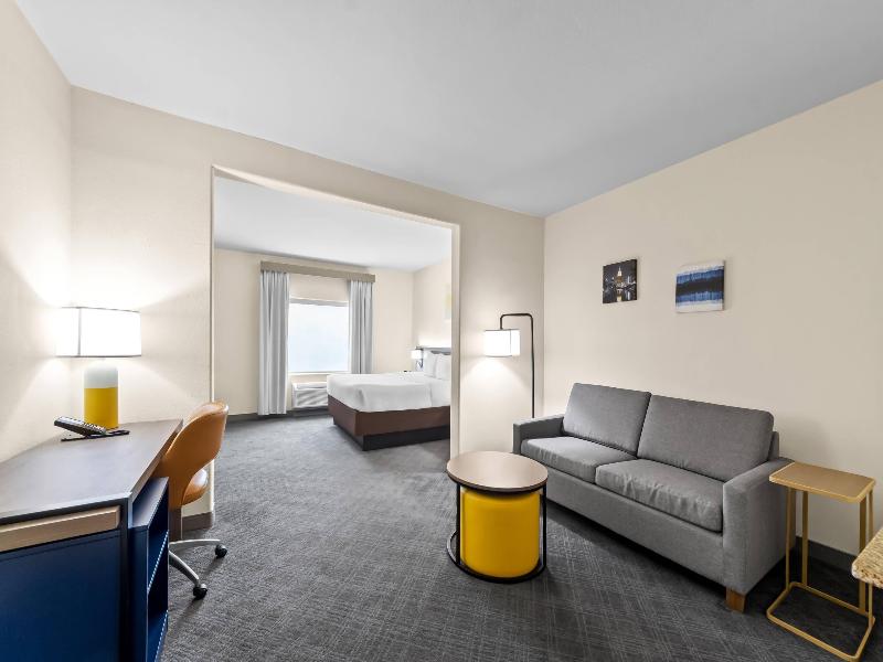 Comfort Suites San Antonio North - Stone Oak image