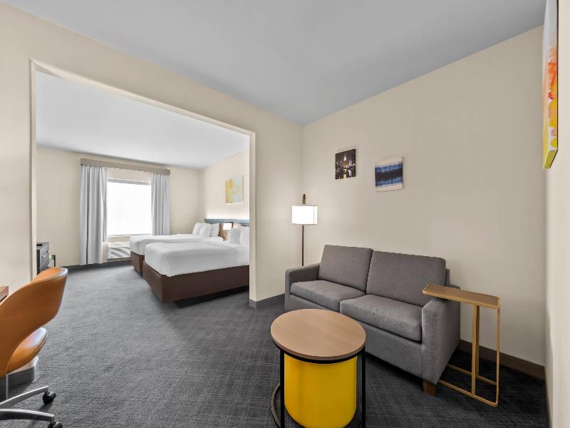 Comfort Suites San Antonio North - Stone Oak image