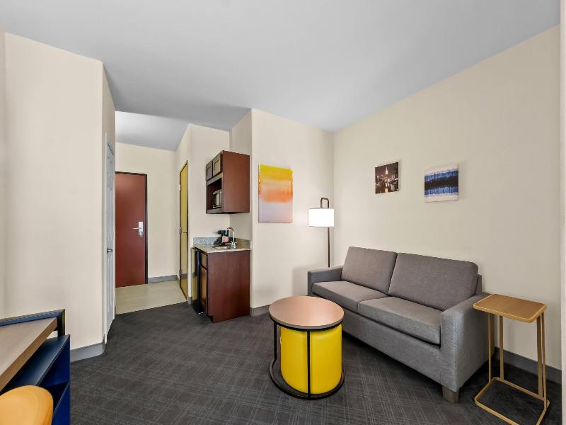 Comfort Suites San Antonio North - Stone Oak image