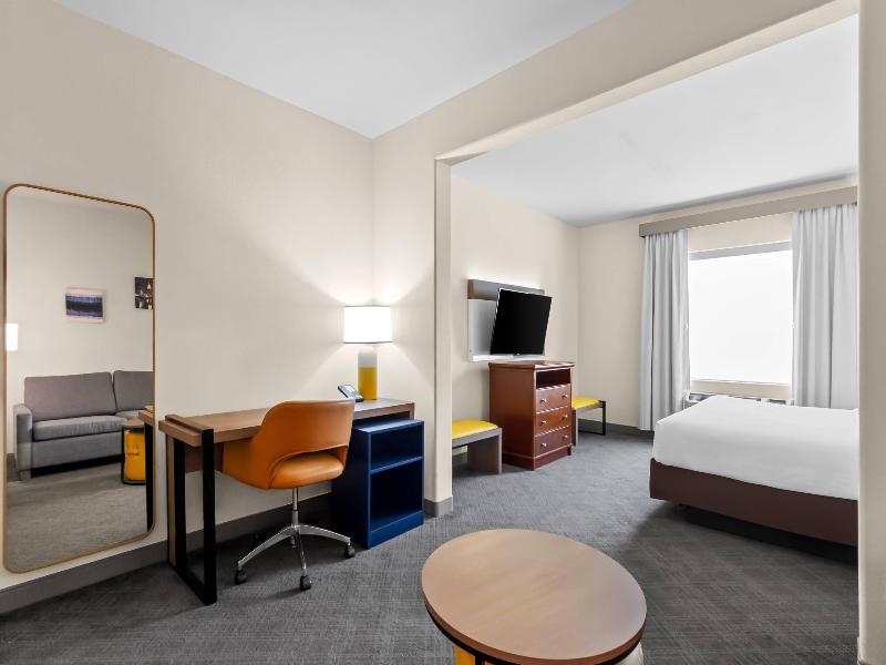 Comfort Suites San Antonio North - Stone Oak image