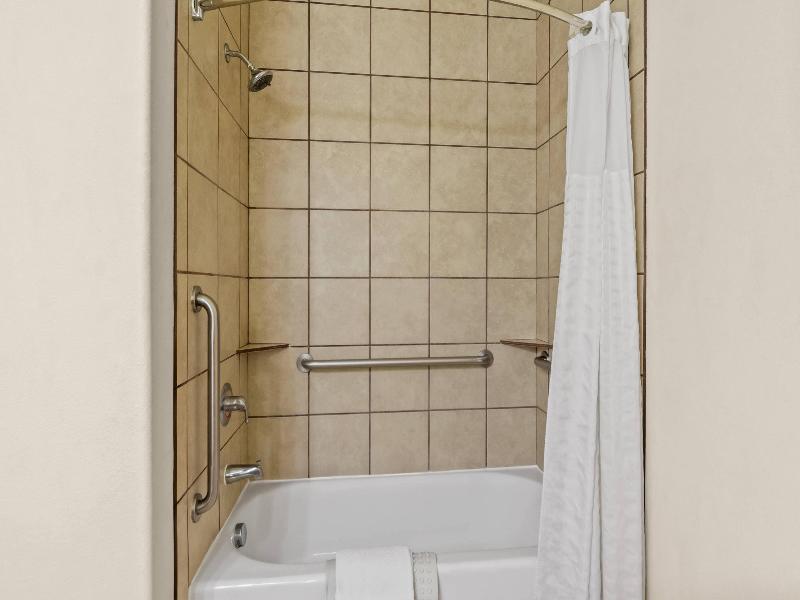 Comfort Suites San Antonio North - Stone Oak image