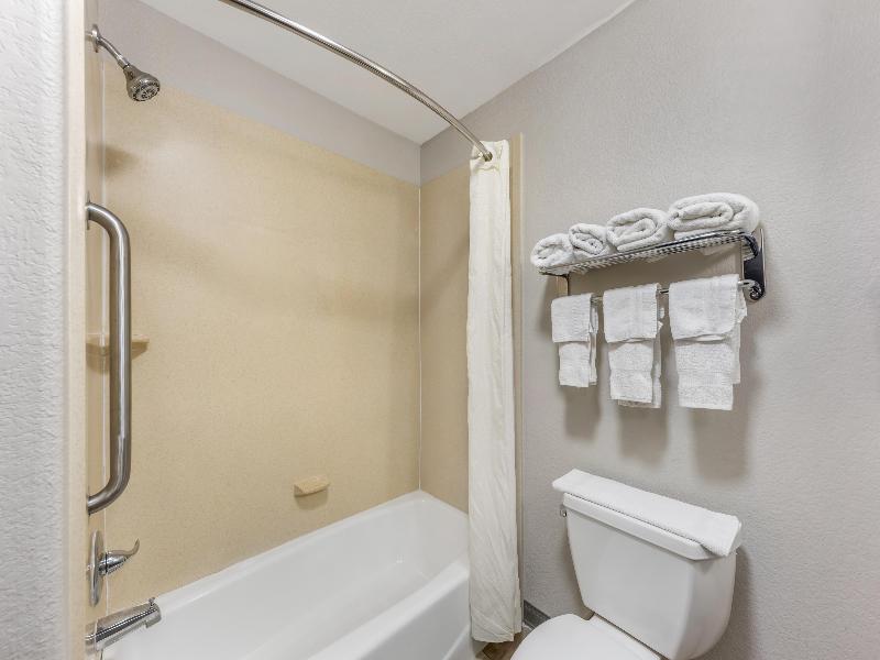 Best Western SeaWorld/Lackland AFB NW HotelSuites image