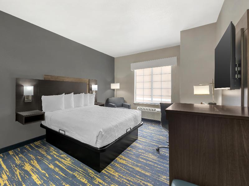 Best Western SeaWorld/Lackland AFB NW HotelSuites image