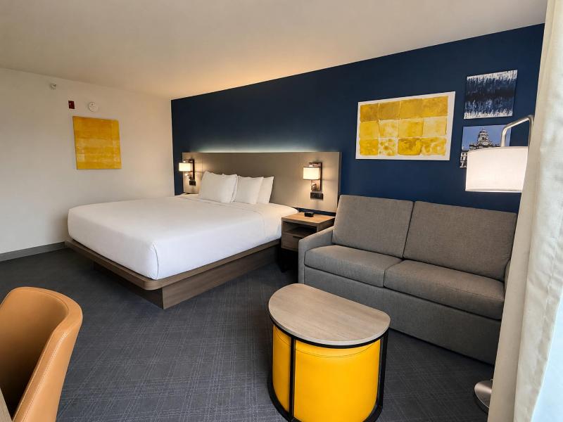 Comfort Inn Evansville East image