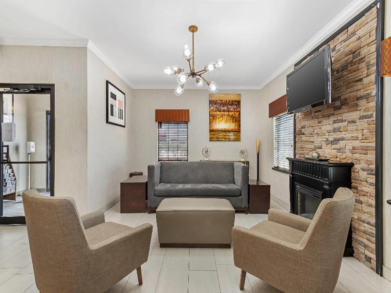 Quality Inn & Suites Beaumont