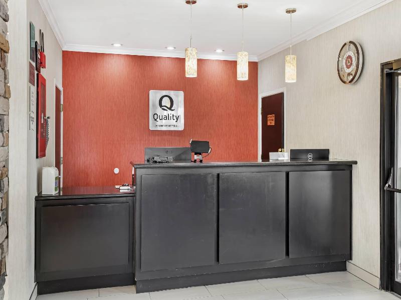 Quality Inn & Suites Beaumont