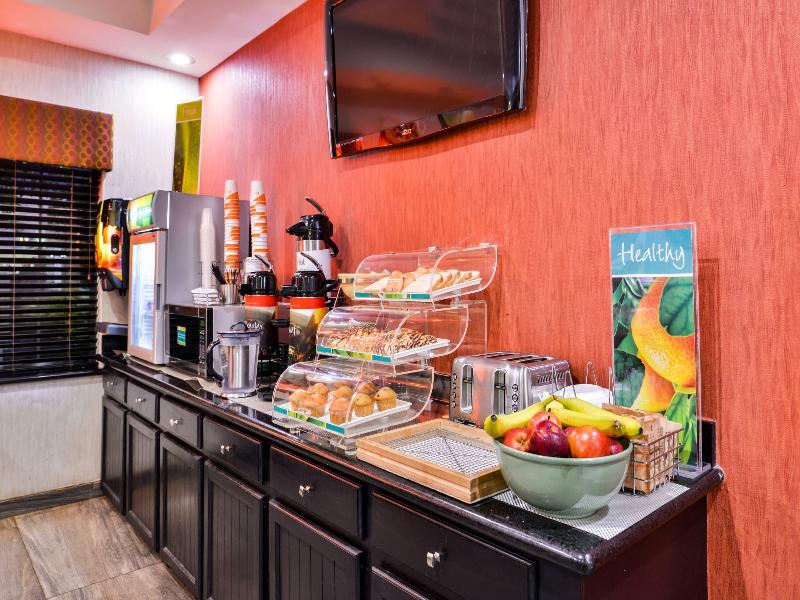 Quality Inn & Suites Beaumont