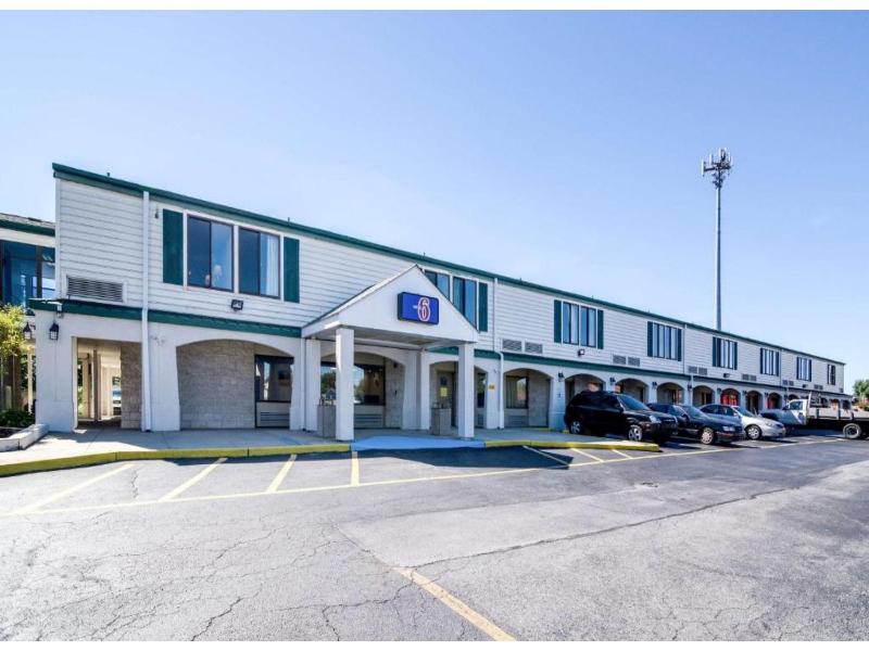 Motel 6 Newark, DE image